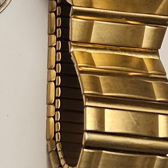 Vintage Citizen Eco-Drive Gold-Tone Men's Watch | Champagne Dial | Classic Style - Picture 8 of 16